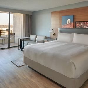 Executive King Room City View High Floor